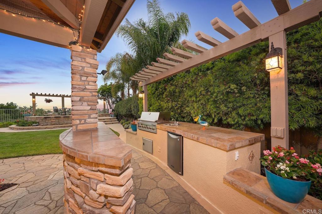 1254 Mariposa Road - photo 14