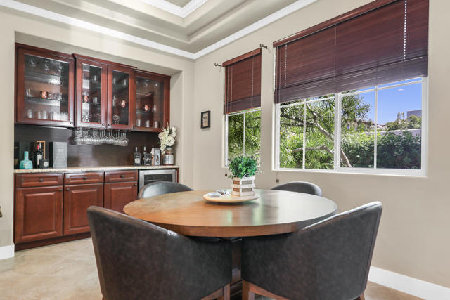 50640 Mandarina, La Quinta CA: https://media.crmls.org/mediaz/266b680c-4347-4a90-82d6-7e859c90d93d.jpg