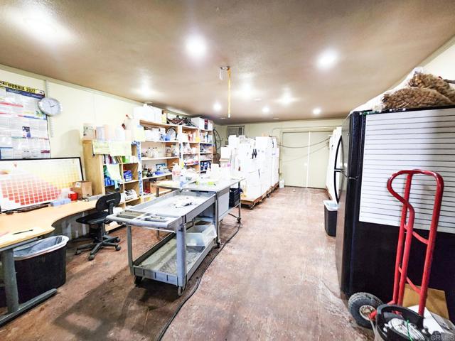 25260 E Old Julian Hwy, Ramona CA: https://media.crmls.org/mediaz/266bc769-5d22-49cd-8ec6-494f3a05e8ba.jpg