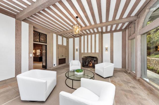 85 Fagan Drive, Hillsborough CA: https://media.crmls.org/mediaz/266c4421-ffe4-4cae-b71e-bdd15f67ba4b.jpg