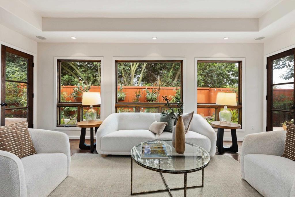 627 Ezee Street - photo 7