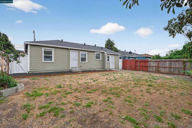2921 Rollingwood Dr, San Pablo CA: https://media.crmls.org/mediaz/2670d06c-0668-4d5f-9fe9-2d640a92c856.jpg