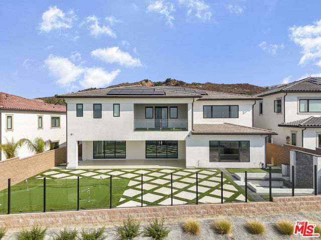 20188 W Marlow Lane, Porter Ranch CA: https://media.crmls.org/mediaz/26710e29-80b1-4990-ae4c-d5f337b8402b.jpg