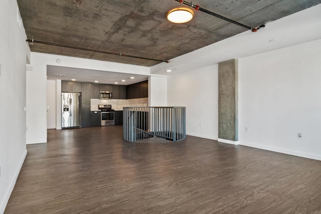 Detail Gallery Image 18 of 55 For 5750 Hollywood Bld #232,  Los Angeles,  CA 90028 - 1 Beds | 1 Baths