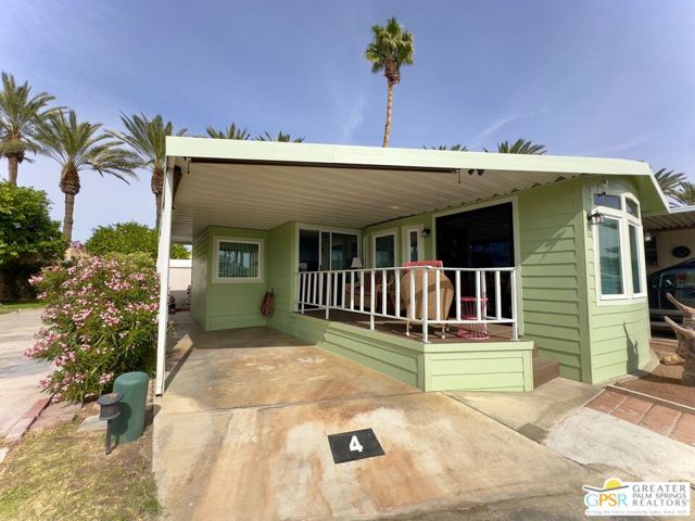 69801 Ramon Road, Cathedral City CA: https://media.crmls.org/mediaz/267240e2-dab4-4415-82cd-fb2b35f0a366.jpg