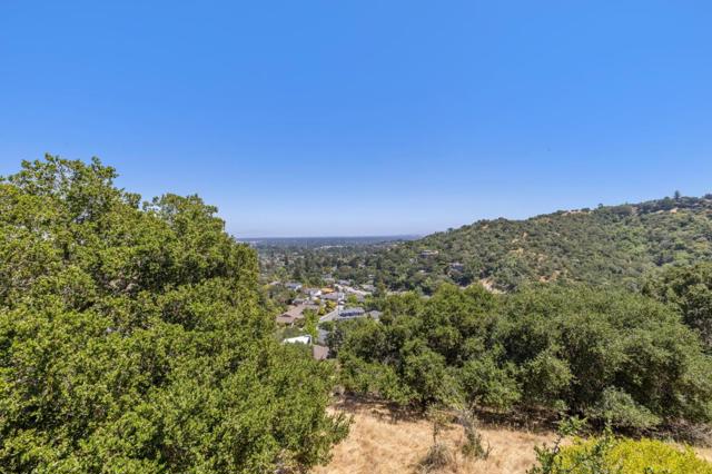 438 Portofino Drive, San Carlos CA: https://media.crmls.org/mediaz/267243bf-13a6-43e2-b40d-d91cfedb4b51.jpg