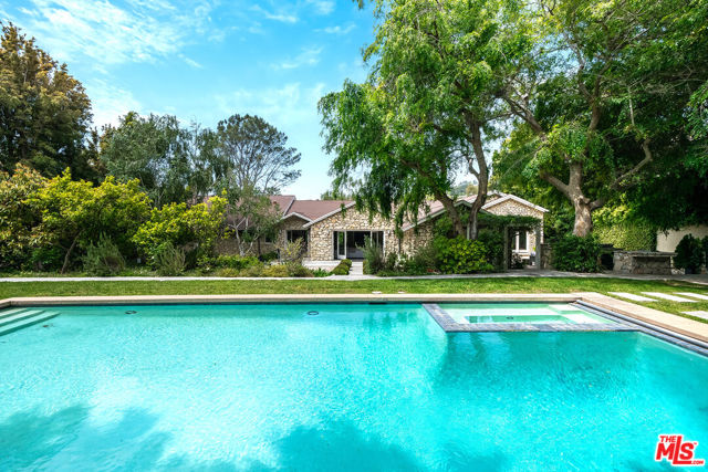 Drew Fenton | 422 Parkwood Drive Los Angeles CA | MLS: 7209274