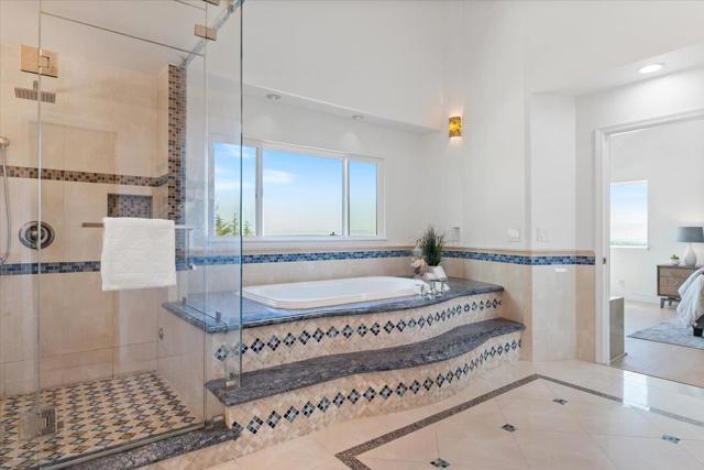 Image 19 of 54 For 10387 Avenida Lane