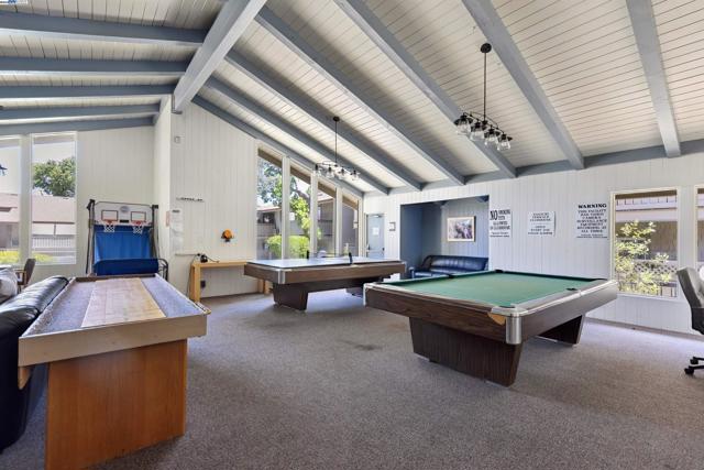 100 Kinross Drive, Walnut Creek CA: https://media.crmls.org/mediaz/26742d8e-6859-4354-8b70-d159842c192e.jpg