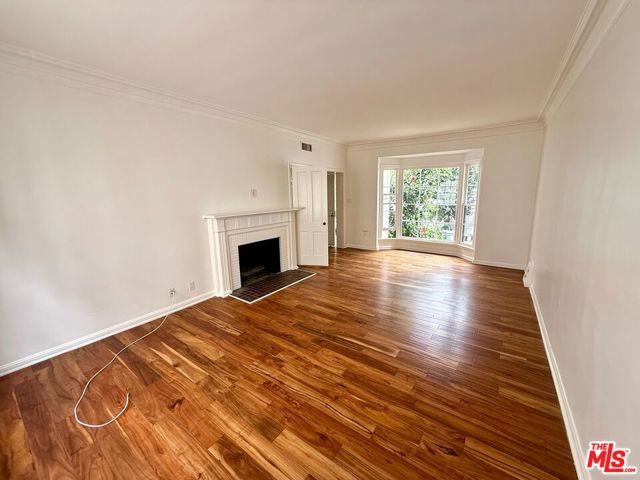 236 South Spalding Drive, 1/2 photo 7