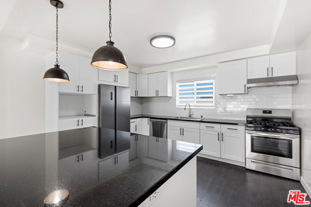 25226 Loytan Street, Torrance, California 90505, 3 Bedrooms Bedrooms, ,1 BathroomBathrooms,Residential Lease,Sold,Loytan,25581135