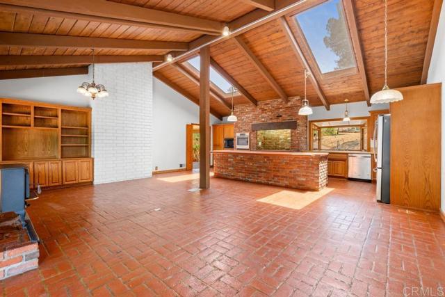 Detail Gallery Image 3 of 34 For 3001 Venadito, Alpine,  CA 91901 - 3 Beds | 2/1 Baths