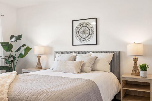 42245 Kansas Street, Palm Desert CA: https://media.crmls.org/mediaz/26770c22-3972-4d25-87ee-376e21971a89.jpg