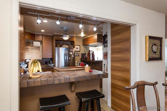 722 724 San Luis Rey Place, San Diego CA: https://media.crmls.org/mediaz/2678ac25-e8eb-4fb3-a442-0bf14dc544cc.jpg