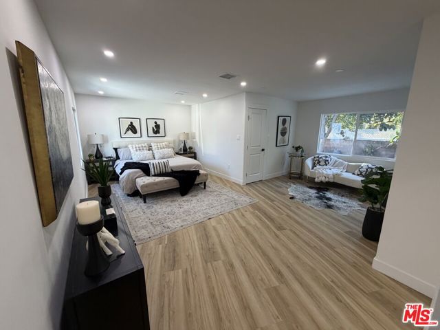 10419 Vassar Avenue photo 15