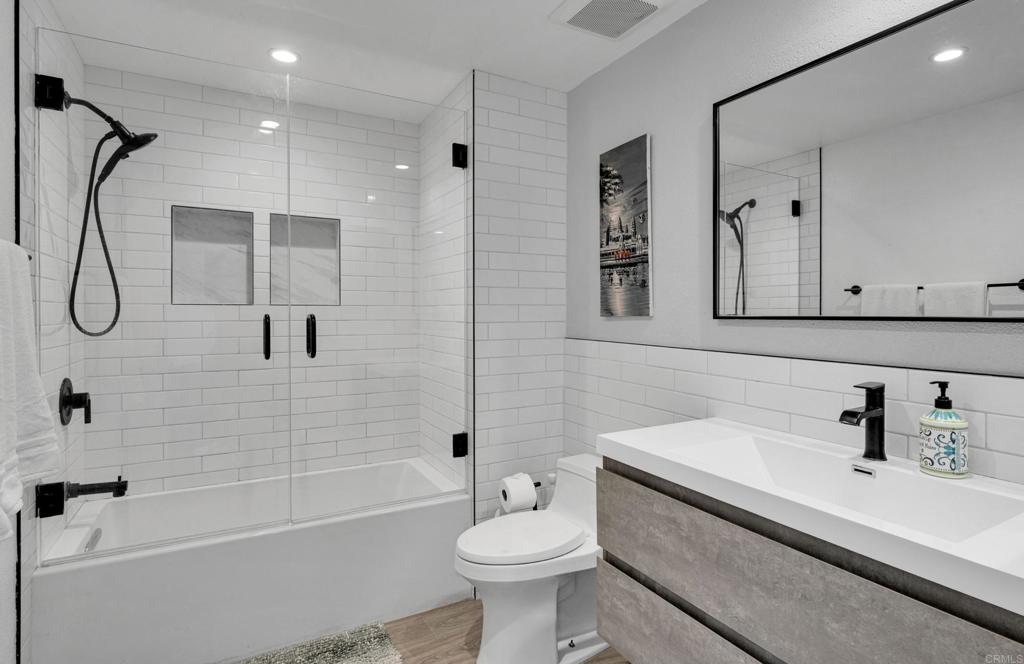 1240 India Street - photo 14