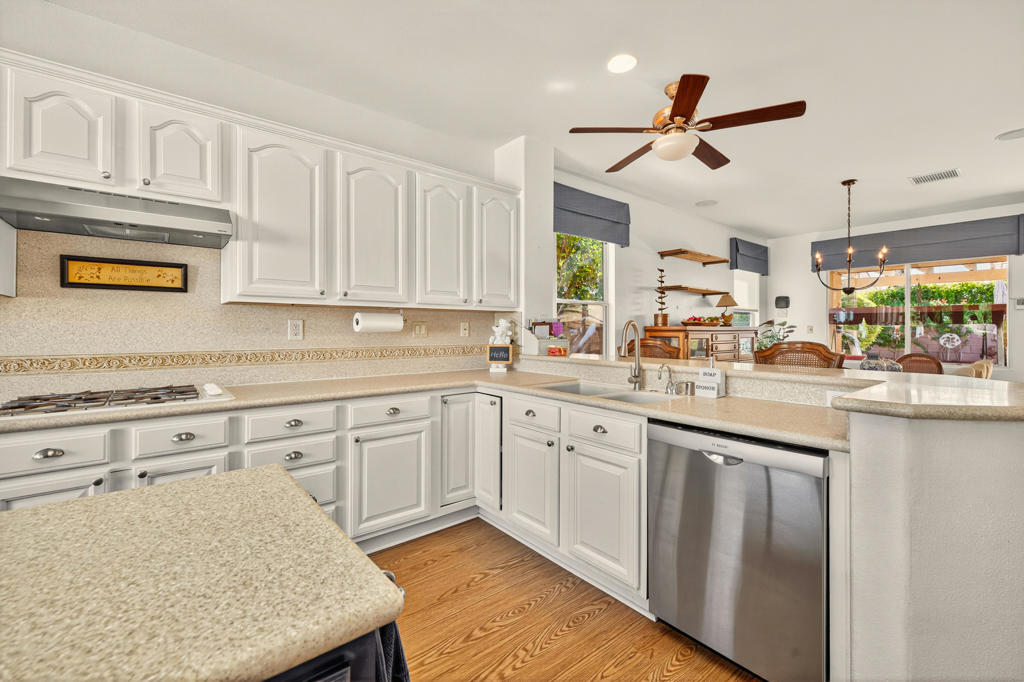 MLS #219138626DA image #2