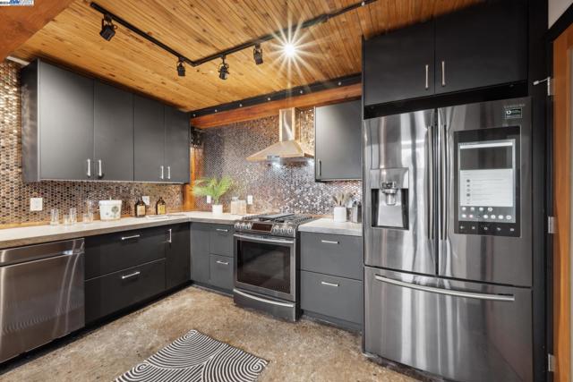 Image 17 of 45 For 6105 San Pablo Avenue  102