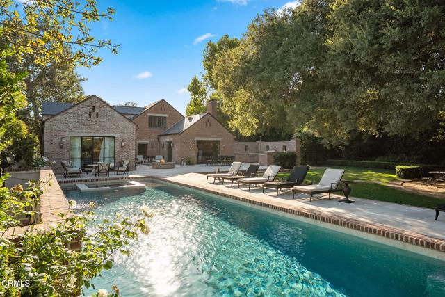 Detail Gallery Image 1 of 1 For 1370 Hillcrest Ave, Pasadena,  CA 91106 - 5 Beds | 6/1 Baths
