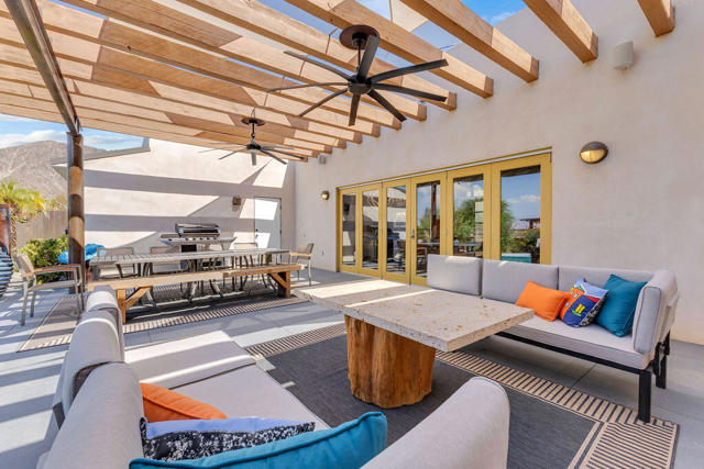 53945 Eisenhower Drive, La Quinta CA: https://media.crmls.org/mediaz/267bce8f-5a21-4258-bb90-bcc09587488c.jpg