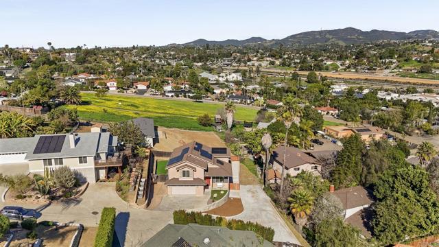 Detail Gallery Image 52 of 55 For 209 Journeys End, Vista,  CA 92083 - 4 Beds | 2/1 Baths