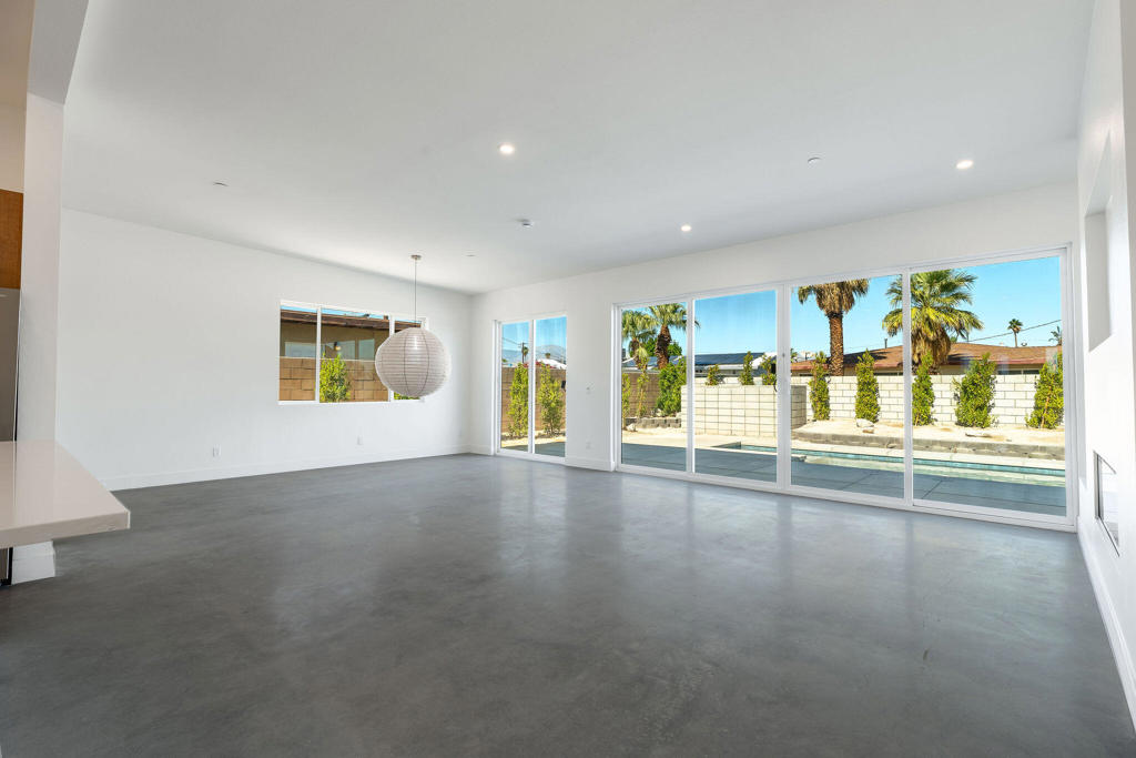 MLS #219137751DA image #10