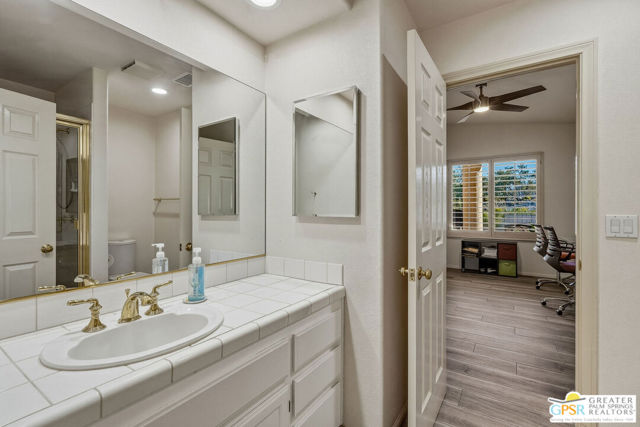 600 W Via Escuela, Palm Springs, CA 92262