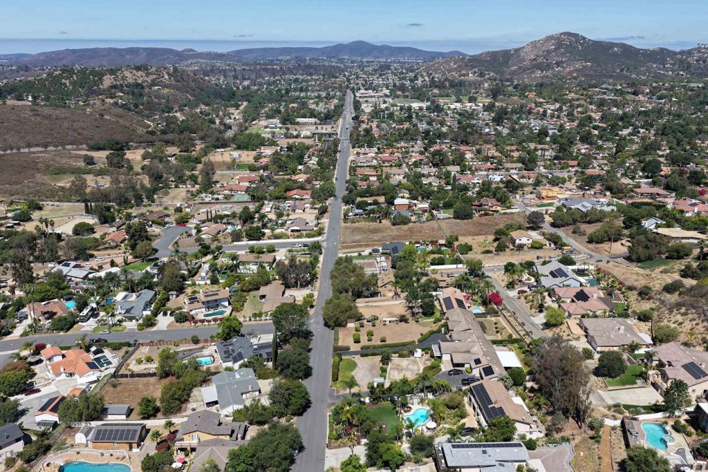 14444 Twin Peaks Rd - photo 19