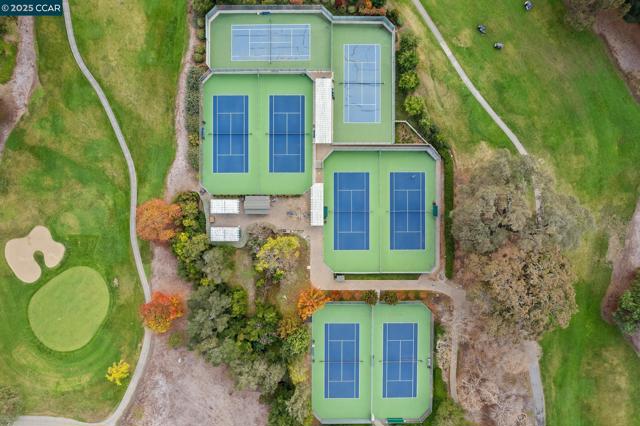 3535 Terra Granada Dr, Walnut Creek CA: https://media.crmls.org/mediaz/267e560a-e981-4b60-bc76-c2b0fce8a9c5.jpg