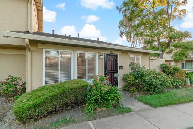 36923 Bolina Terrace, Fremont CA: https://media.crmls.org/mediaz/267e96ea-9873-4475-97fd-a078c633ff65.jpg