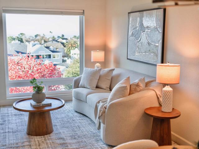 160 Seascape Ridge Drive, Aptos CA: https://media.crmls.org/mediaz/267e974e-0b54-4b1c-bc24-7ee4b3e74547.jpg