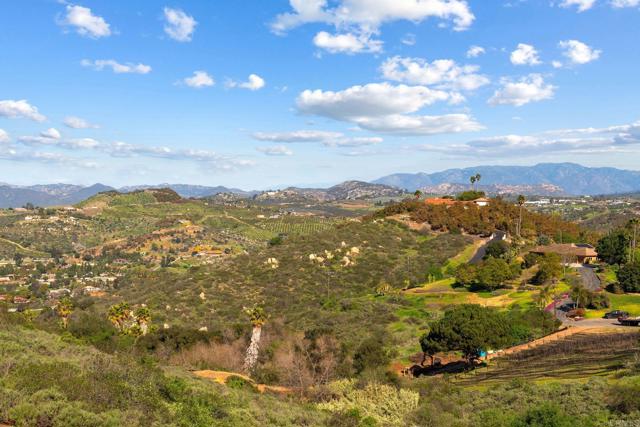 Detail Gallery Image 75 of 75 For 6937 Kellyn Ln, Vista,  CA 92084 - 4 Beds | 4/1 Baths