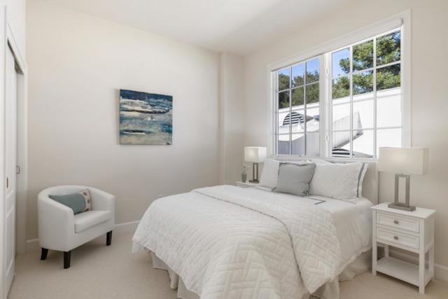 1 W Edith Avenue, Los Altos CA: https://media.crmls.org/mediaz/267f415e-71c8-4972-936b-36c0430ffeb7.jpg