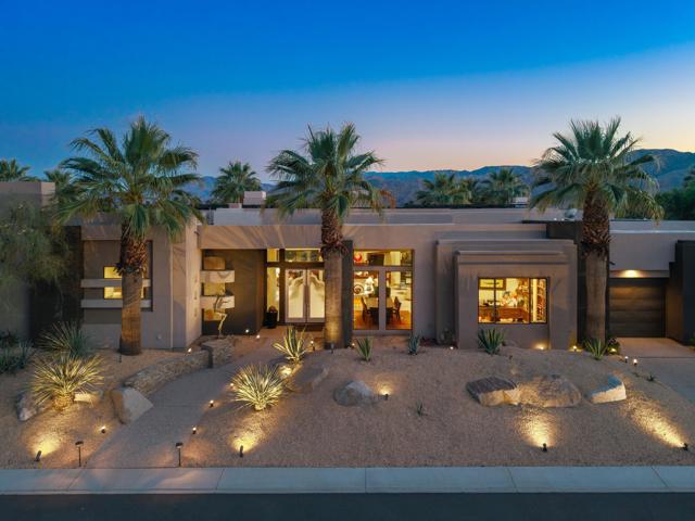 8 Ledgestone Lane, Rancho Mirage CA: https://media.crmls.org/mediaz/267f8052-1fe7-4d9f-bf09-62940404fd23.jpg