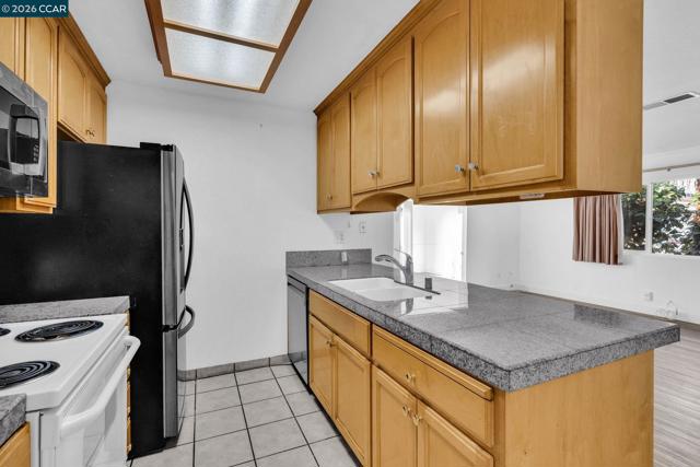 2607 Ithaca Ct., Antioch CA: https://media.crmls.org/mediaz/267f9321-a9d2-41e5-89b7-ad983fe19f6b.jpg