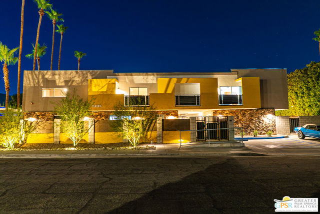 588 E San Lorenzo Road, Palm Springs CA: https://media.crmls.org/mediaz/267fd833-7baf-4b30-be79-41dad2d995c6.jpg