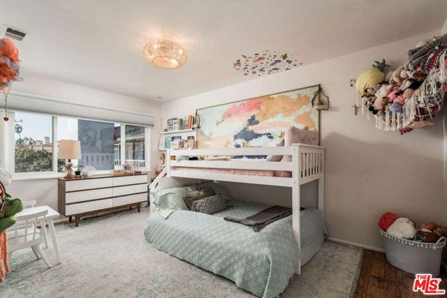 Image 51 of 74 For 440 Corona Del Mar