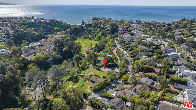 620 N Marquette Street, Pacific Palisades, CA 90272