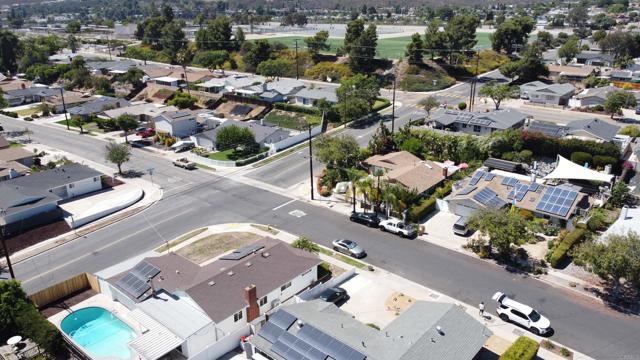 Detail Gallery Image 35 of 38 For 8301 Beaver Lake Dr, San Diego,  CA 92119 - 3 Beds | 2 Baths