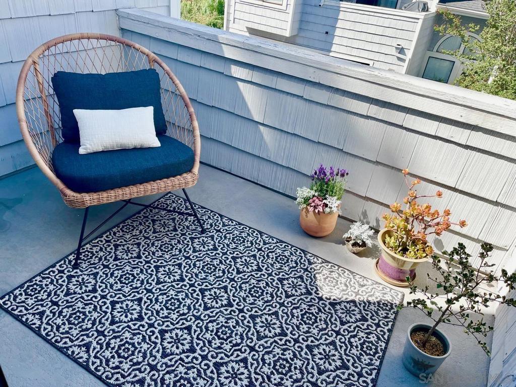 MLS #250031714SD img 37