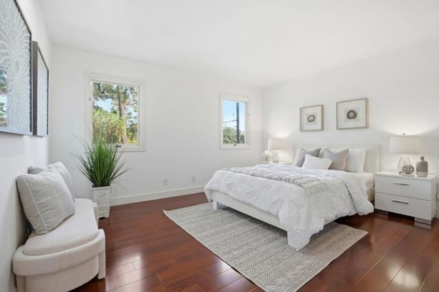 1621 Stone Pine Lane, Menlo Park CA: https://media.crmls.org/mediaz/2682b469-5d35-454f-b6b3-8ca5fc472e62.jpg