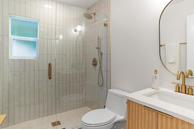 Detail Gallery Image 23 of 55 For 4623 Telescope Ave, Carlsbad,  CA 92008 - 4 Beds | 3 Baths