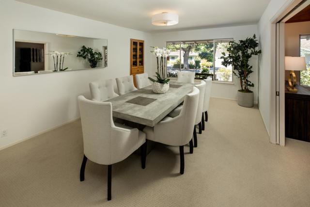 369 Lennox Avenue, Menlo Park CA: https://media.crmls.org/mediaz/26835319-50e9-4223-a14d-3774ffc56d48.jpg