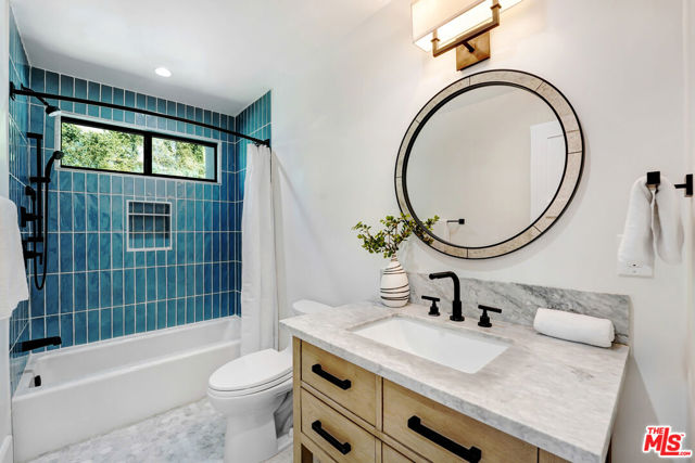 2506 Zorada Drive, Los Angeles CA: https://media.crmls.org/mediaz/2683b26c-984b-420b-8ad3-00d54f198beb.jpg