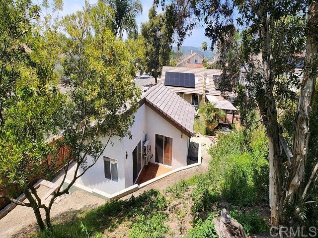 7920 Rocoso Lane, Carlsbad CA: https://media.crmls.org/mediaz/2685410c-2440-45b5-b592-8498a22a2eb9.jpg