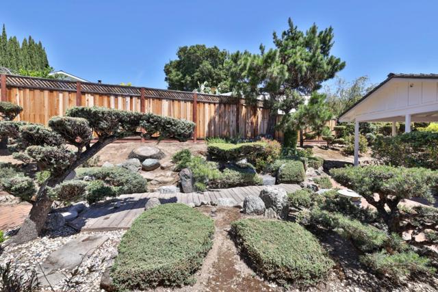 136 Gordon Avenue, San Jose CA: https://media.crmls.org/mediaz/26855462-2f97-419a-afb5-d172046213a5.jpg