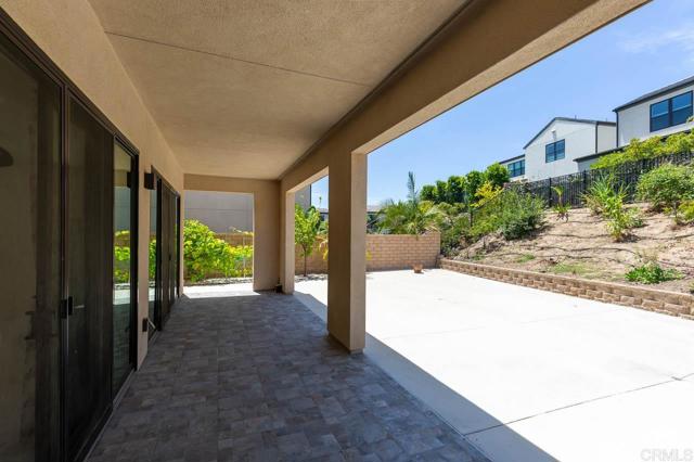 13720 Solana Crest Trl, Carmel Valley CA: https://media.crmls.org/mediaz/2685ae14-42e9-4577-b9ec-977e27796f5d.jpg