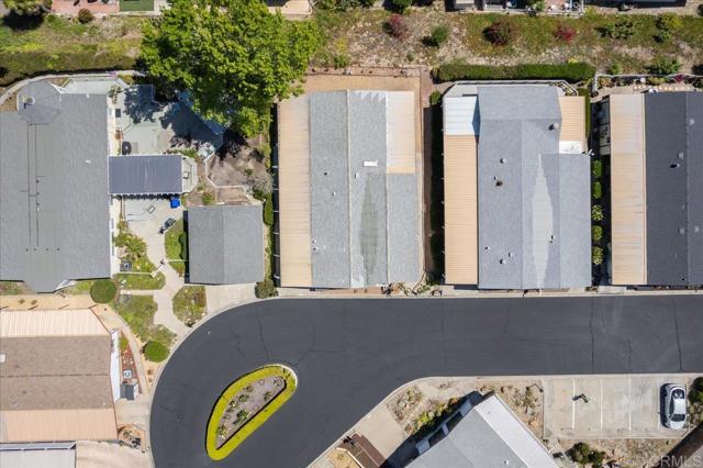 3535 Linda Vista Drive, San Marcos CA: https://media.crmls.org/mediaz/2685aec2-58c9-4676-89a2-0d7023ab8c78.jpg