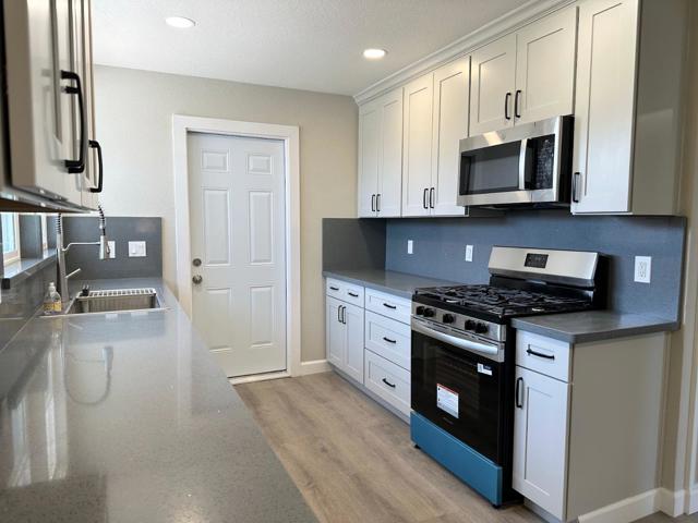 364 Sequoia Street, Salinas CA: https://media.crmls.org/mediaz/2685fbe8-0ce5-46af-b4b8-ba6f9de104ba.jpg