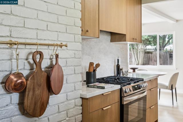 Image 28 of 53 For 457 Nora Court